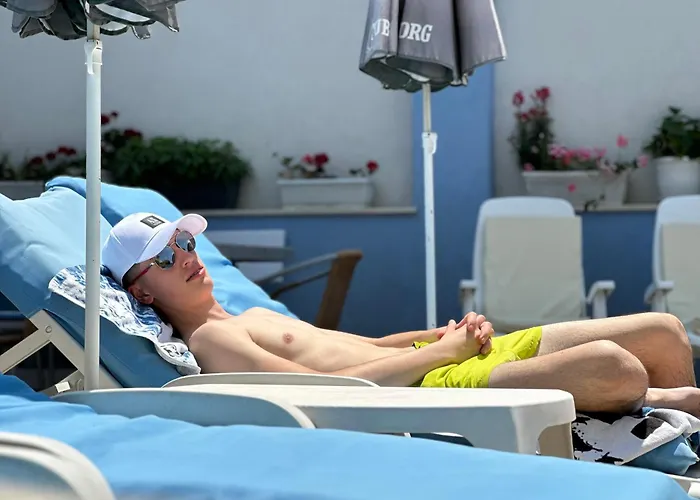 Hedi فندق سوزوبول